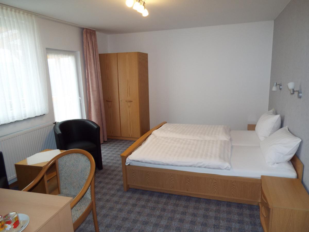 Hotel Garni Zum Reinhardswald Gewissenruh Quarto foto